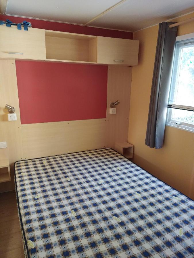 Camping Homair Domaine Des Iscles Mobil-Home Climatise Ла-Рок-д'Антерон Екстер'єр фото